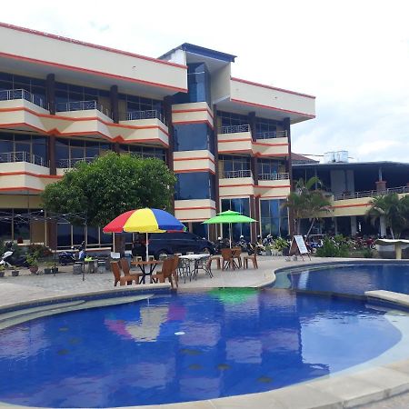 Bukit Kenari Hotel & Restaurant Parepare Kültér fotó
