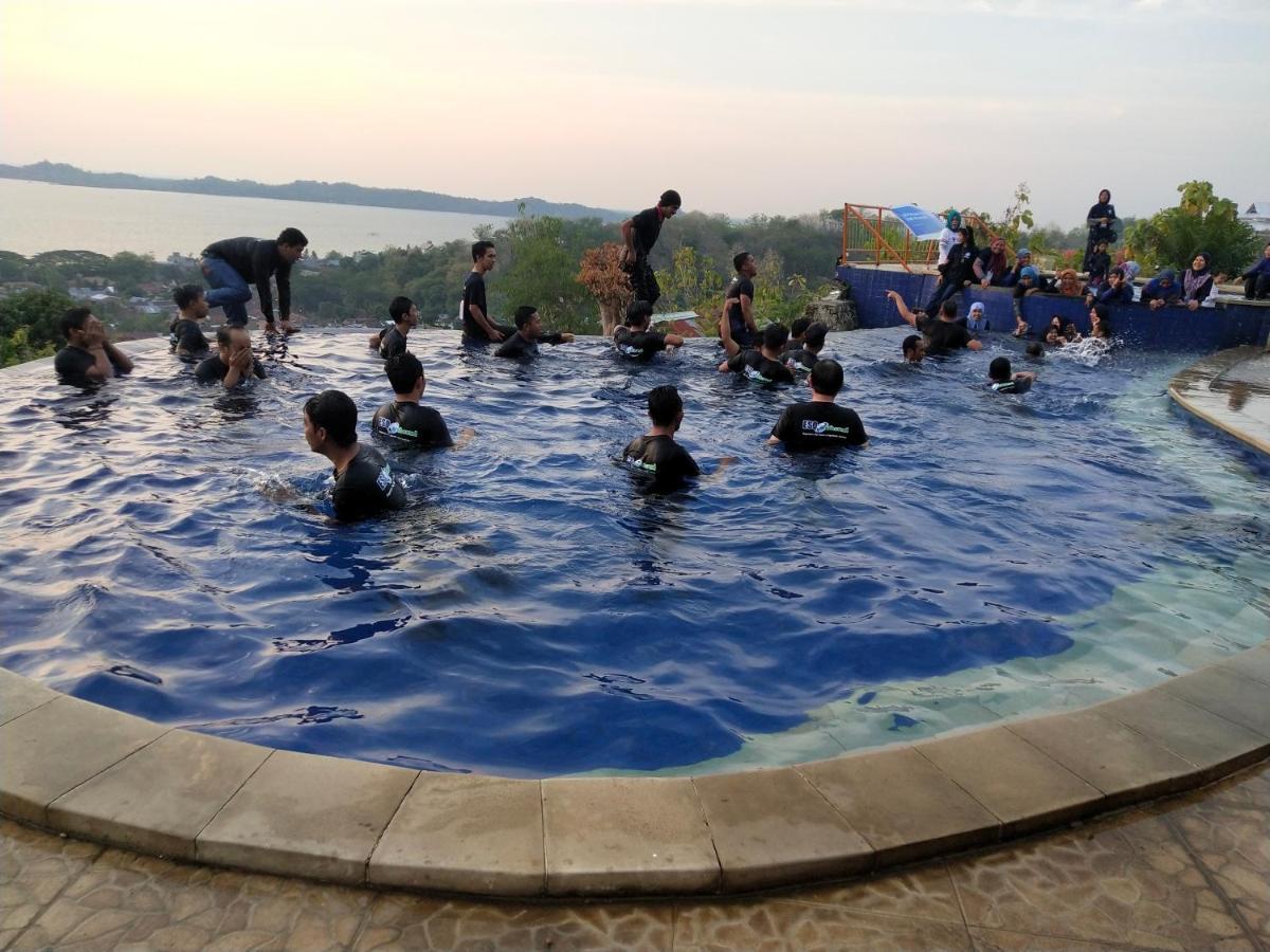 Bukit Kenari Hotel & Restaurant Parepare Kültér fotó