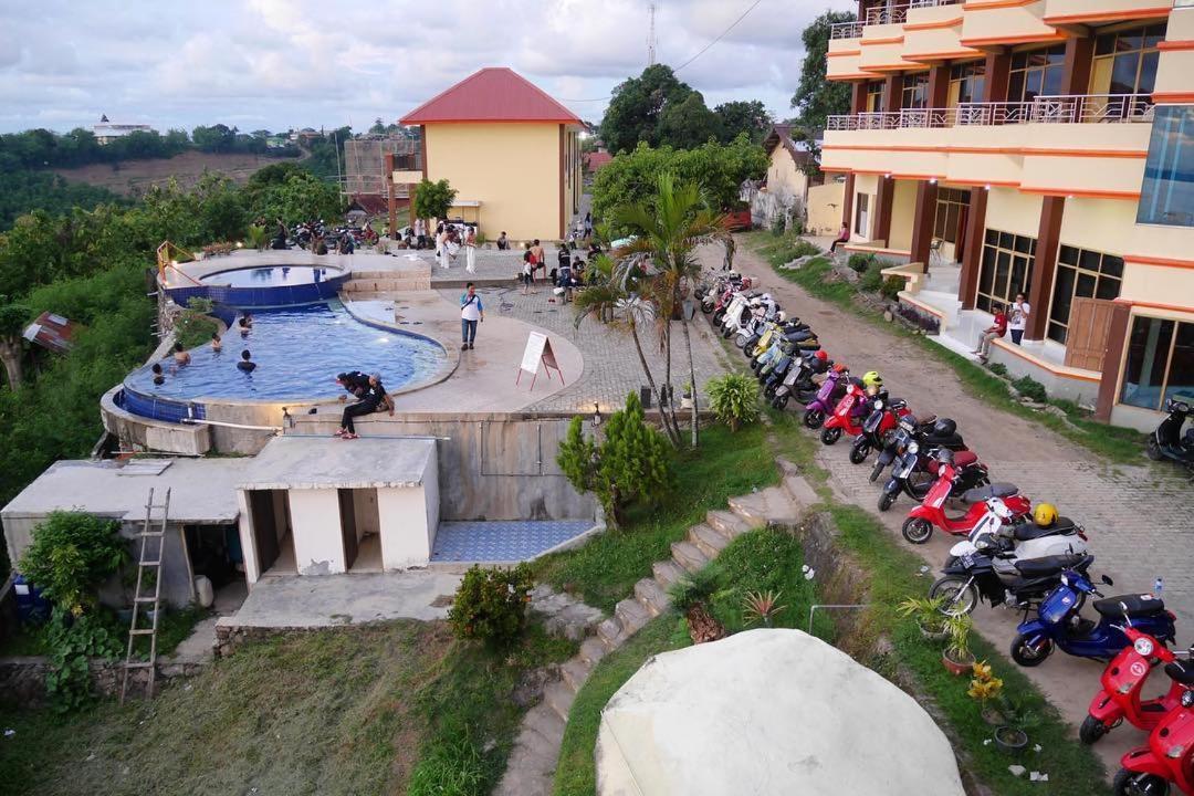 Bukit Kenari Hotel & Restaurant Parepare Kültér fotó