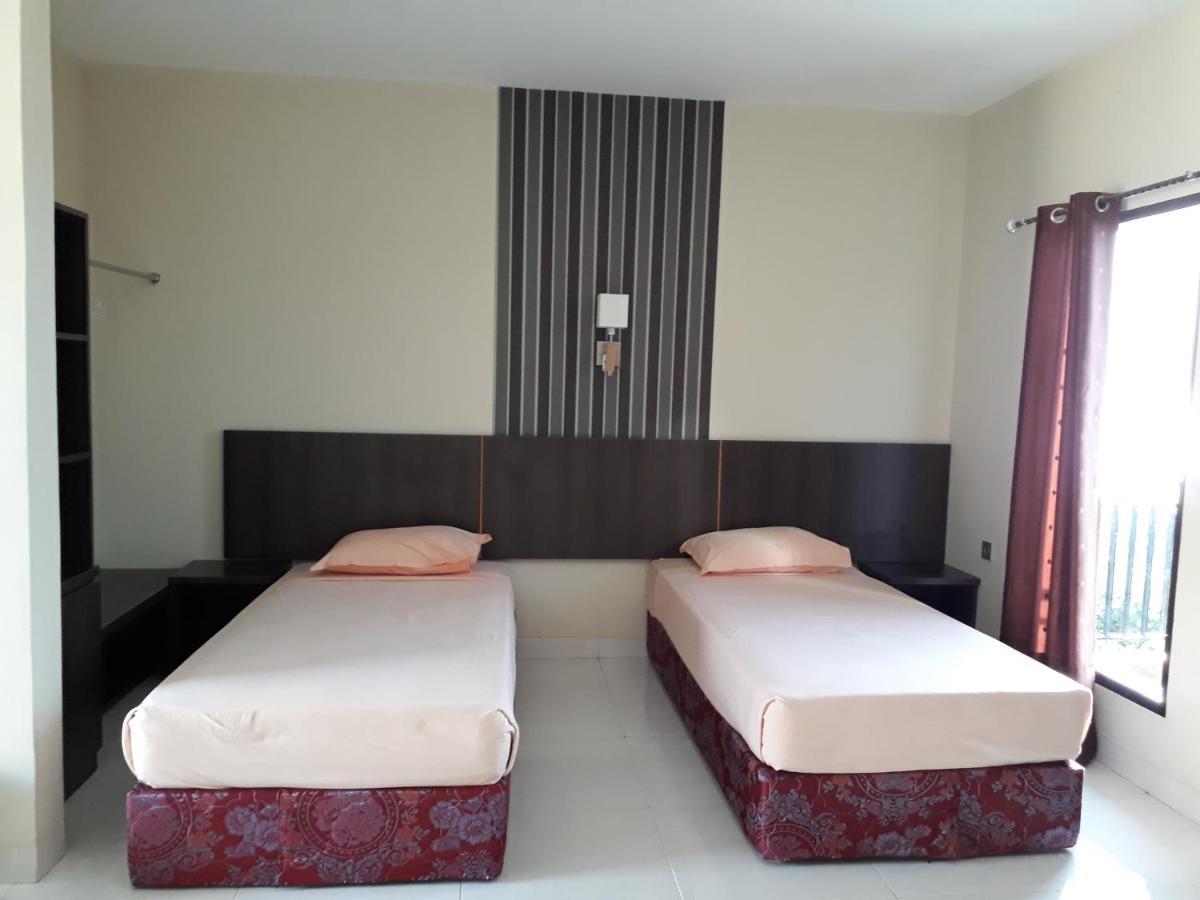 Bukit Kenari Hotel & Restaurant Parepare Kültér fotó